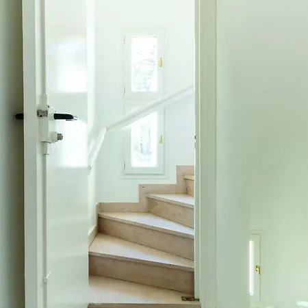 Close To Eiffel Tower - Family House *